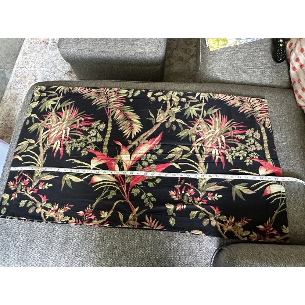 Tommy Bahama Home King Pillow Shams Jungle Drive Leaf Floral Black se of 2 EUC
